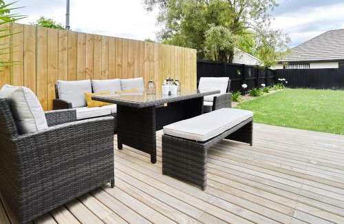 Saint Albans Maison | Weston Villa - Spacious & family Friendly - Bookahome