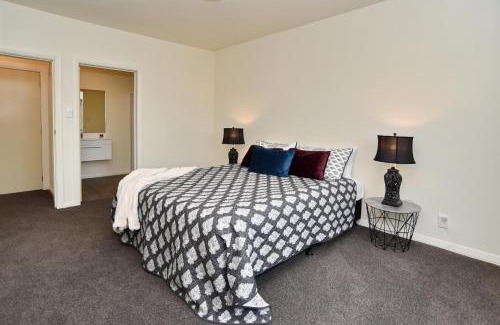 Saint Albans Maison | Weston Villa - Spacious & family Friendly - Bookahome