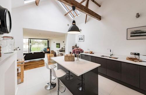 Roughton Maison | Westward Skies - Luxurious Modern Countryside Retreat