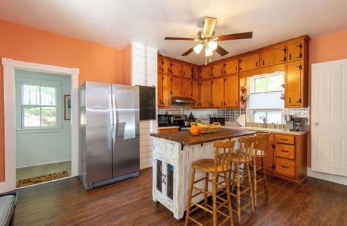 Westminster Maison | Westy House - old world charm with modern upgrades in this downtown victorian.
