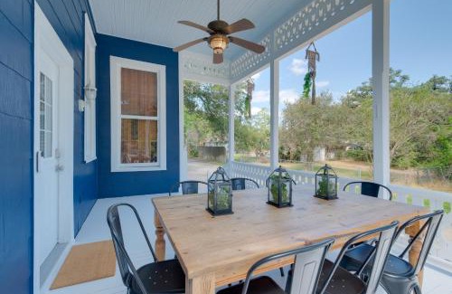 Columbus Maison | WFH Friendly Abode with Balcony in Columbus!