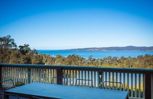 Eden Cabine | Whale Cove - 2 bedroom