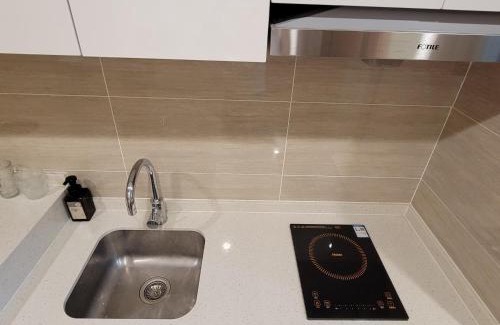 West Coast Appartement | Whale x Sea View Hotel Apartment
