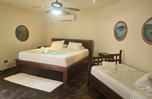 Dominical Hôtel | Whales Tail Family Room at Hona Beach Hotel