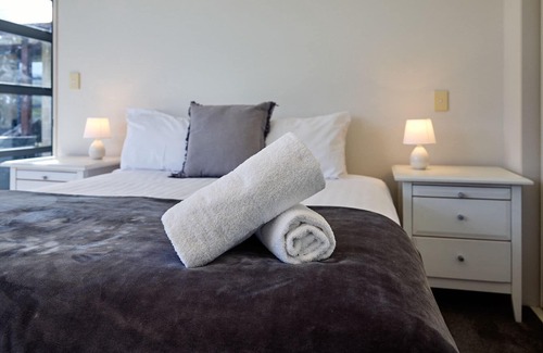 Kaikoura Maison | Whanau Retreat - A modern, warm family home located in a peaceful loaction.