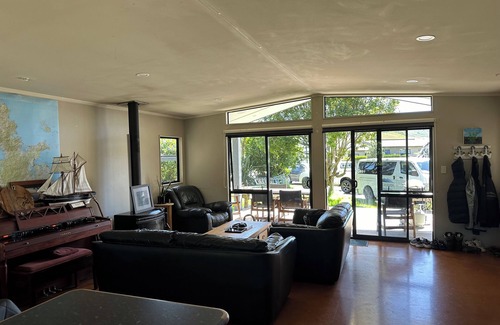Whangapoua Maison | Whangapoua by the beach