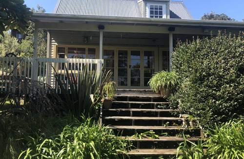 Whangapoua Maison | Whangapoua Classic Kiwi Bach