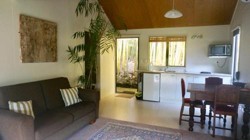 Kerikeri Maison | Wharepuke Subtropical Accommodation