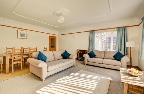 Cromer Maison | Whelk Holme