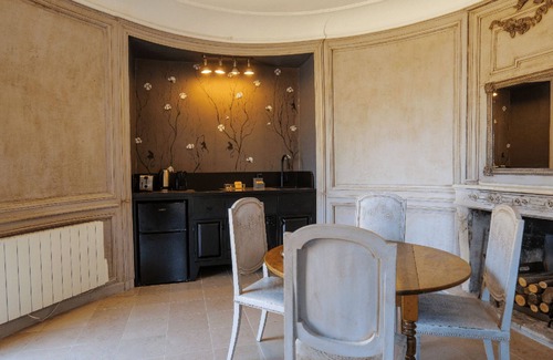 Candes-Saint-Martin Maison | Château de Candes - La tour du XVème vue Loire - Piscine - Sauna - Spa