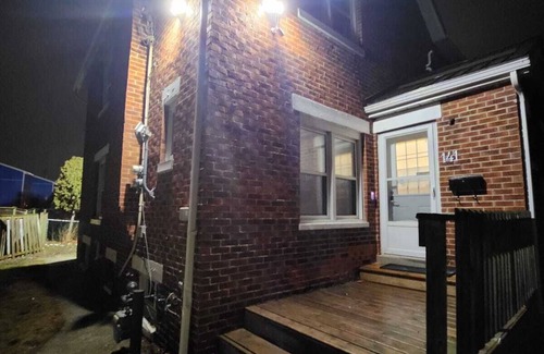 Chatham-Kent Appartement | When you stay at this centrally located place,