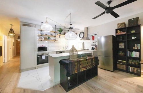 Larrakeyah Appartement | Where Enchanted Garden meets Tropical Paradise