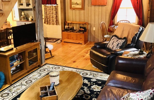 Huntingdon Cabine | Unplug, Relax and Reconnect.