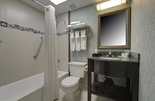 Plainview Maison | Whether working or relaxing, our room is the perfect place to revive and stay!