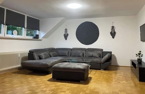 Laufen Appartement | Whg. 110 qm m. Bergblick