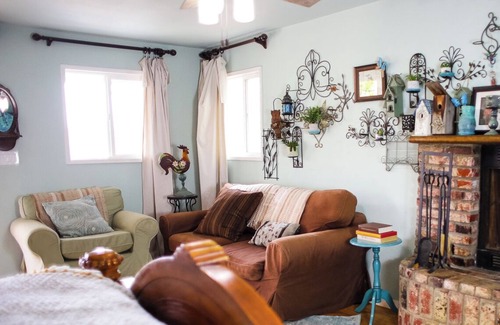 Rainbow CDP Autre | Whimsical Farmstay avec jacuzzi et vue
