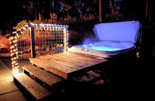 Forest Lakes Maison | Whimsical House near Durango with AC + Hot Tub + Games - Sleeps 12
