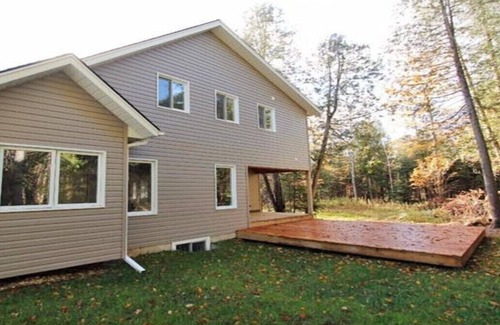 Lion's Head Maison | Whippoorwill Cottage