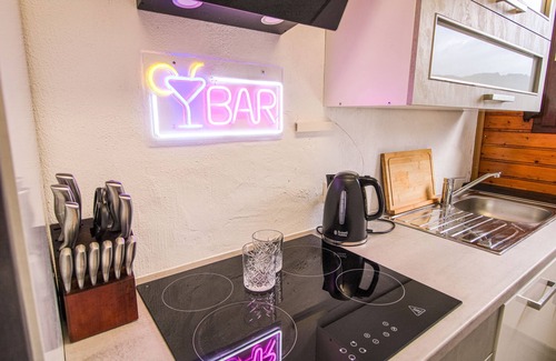 Neef Appartement | Whirlpool, sauna, box-spring beds, Netflix, balcony, garden & barbecue - 6 persons