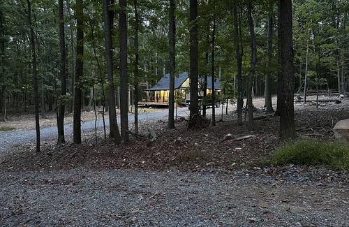 Hedgesville Cabine | Whiskey Acres - Modern Cabin w/ HotTub, Firepit, CornHole + Axe Throwing Areas
