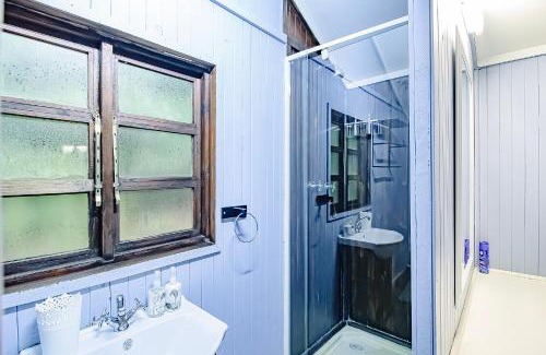 Tzaneen Cabine | Whispering Creek Mountain Lodge