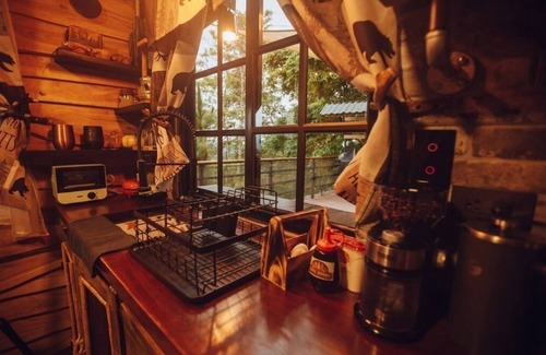 Vieja Cabine | Whispering Pine Cabin with Arenal Volcano view