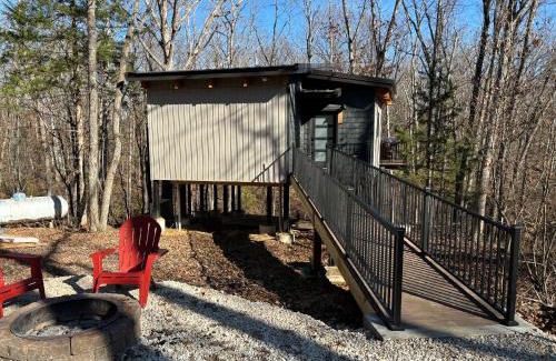 Treloar Maison | Whispering Pines Treehouse - Sunrise