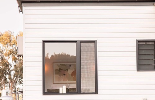 Billywillinga Cabine | Whispering Waters: Tiny house 15mins from bathurst CBD