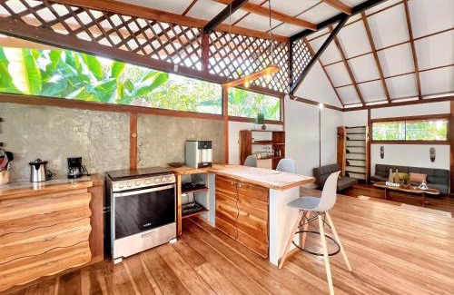 Cahuita Maison | Whispering Wisdom, 3 Bed with Pool, Steps to Beach