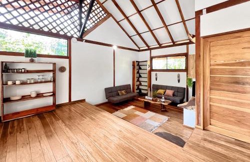 Cahuita Maison | Whispering Wisdom, 3 Bed with Pool, Steps to Beach