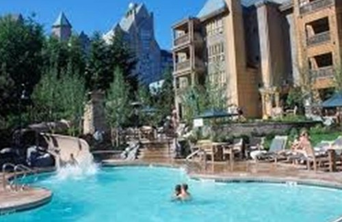 Blackcomb Station Balnéaire | Whistler Upper Village 1 bdrm Presidents week 18 au 24 février