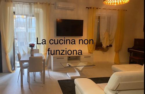 Bagnolo Piemonte Appartement | white appartament
