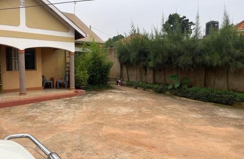 Kampala Appartement | White Ash Studios Komamboga