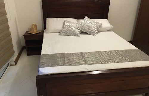 Colombo Maison | White Avenue