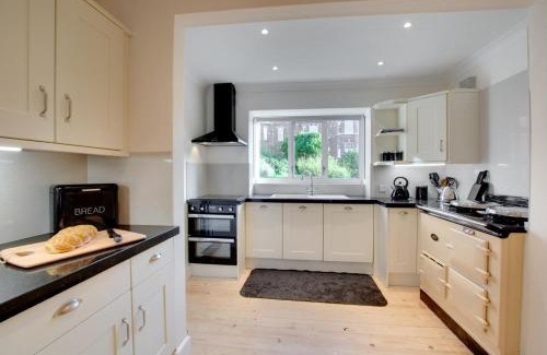 Cromer Maison | White Cottage