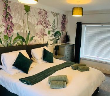 Newborough Maison | White Horses Anglesey