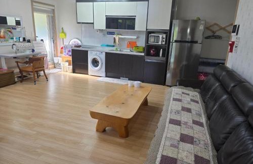 Jinbu Maison | White House Pension