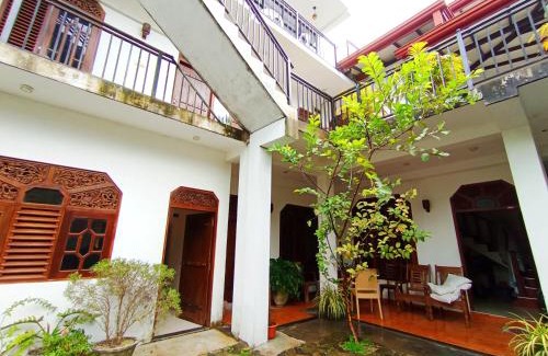 Unawatuna Maison | White King Guest