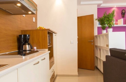 Sofia Appartement | White Lady - Studio chic et confortable