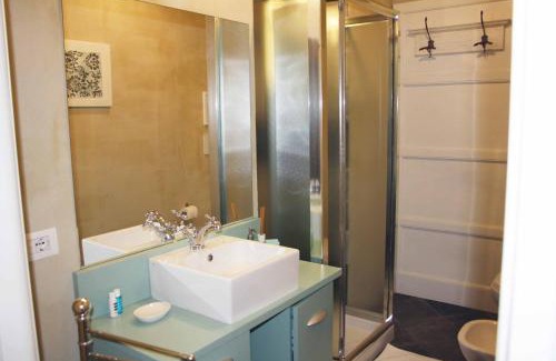 Dagnente Lit Et Petit-Déjeuner | White Lilac Romantic B&B - Adults only