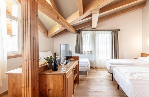 Transacqua Hôtel | WHITE MOSS GARNì