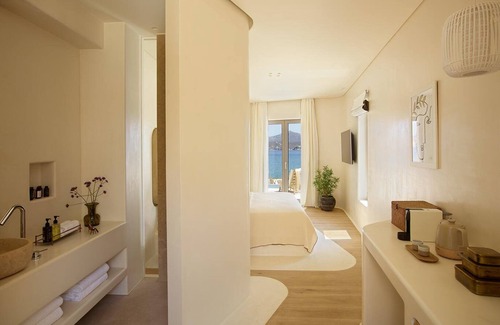 Apollonia Hôtel | White Pebble Suites