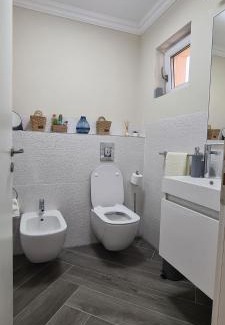 Curtea De Arges Appartement | White rezidence