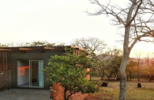 Nelspruit Cabine | White Rock suites indépendantes avec cuisine. Unité 1