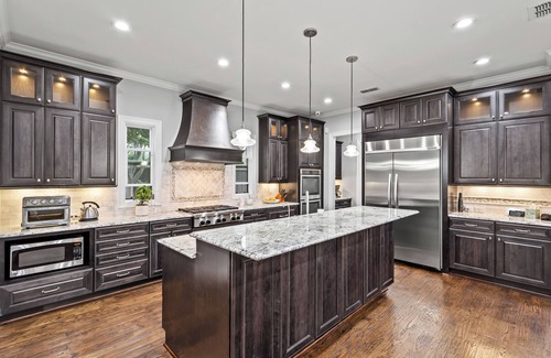 Lake Highlands Maison | White Rock Valley: Luxe 5-Bedroom Hideaway
