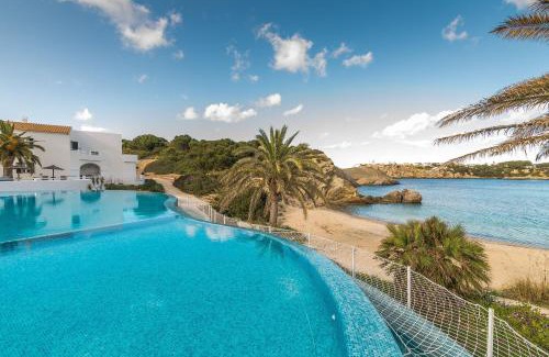 Arenal d'en Castell Appartement | White Sands 4.20