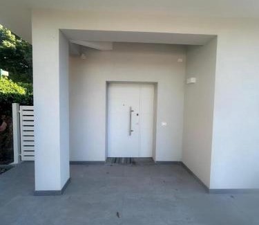 Formigine Maison | White Villa