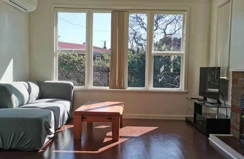 Henderson Maison | White weather board house - 3 bedrooms full house