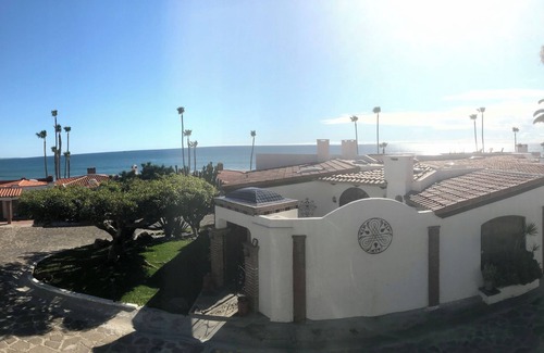 Las Gaviotas Maison | Whitewater views & steps from private surfing beach. Las Gaviotas, 3 BR, 3 BA