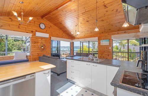 Whitianga Maison | Whitianga Coastal Escape (3 bdrm)